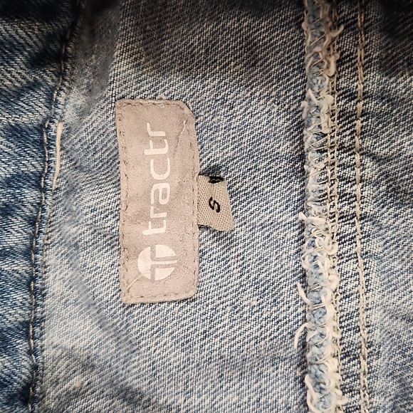 Tractr - Picture 2 of 5